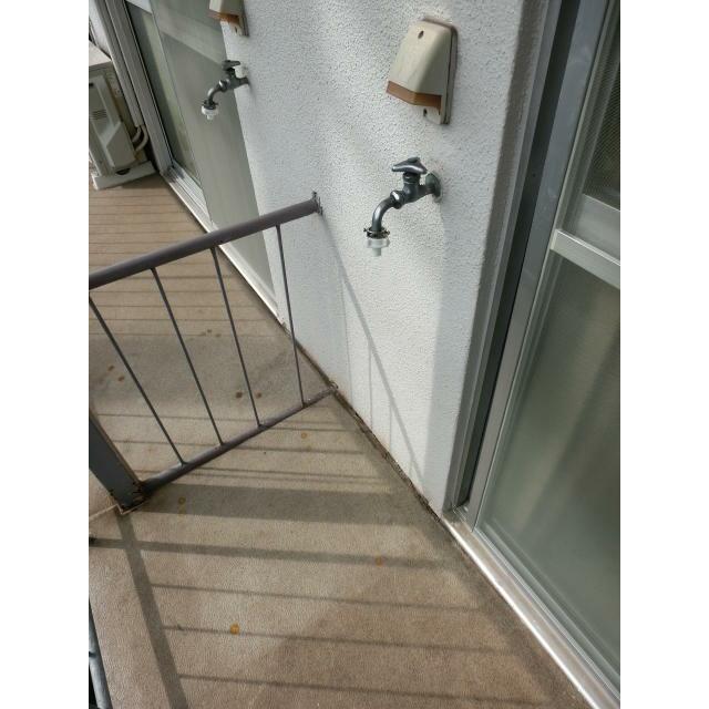 バルコニー　写真は別室ですが雰囲気は同じです。
