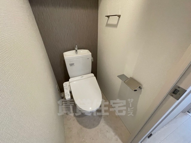 エスリード大阪クレストコートのトイレ写真