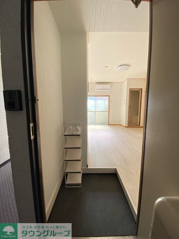 玄関　※他部屋の参考写真※