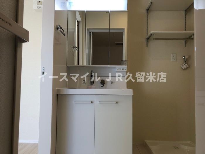 ＪＲ久大本線 久留米大学前駅 徒歩10分 3階建 築5年の内装写真