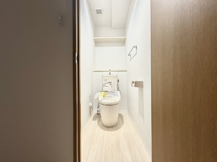 アーバンドエル八事石坂 東棟のトイレ写真