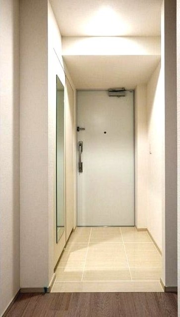 玄関　エアコン完備