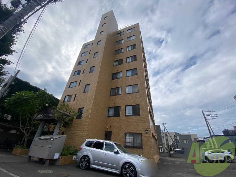 建物外観　札幌市中央区南２２条西「ファインコート山鼻」