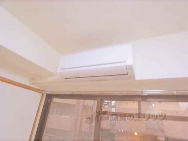 その他設備　給湯器リモコン