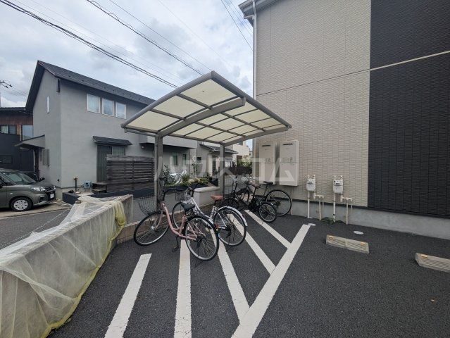 アットリラ緑が丘Dの外観写真