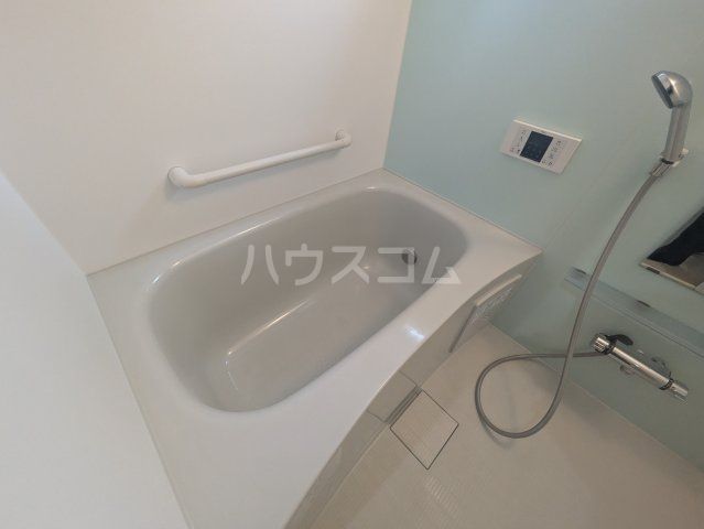 アットリラ緑が丘Dの風呂写真