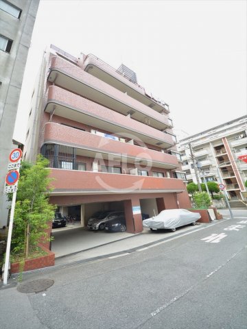 エントランス　グレイシァス上町台　エントランス