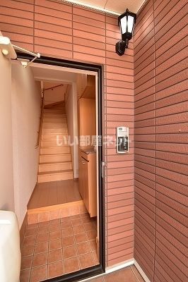 ベルマルシェAの玄関写真