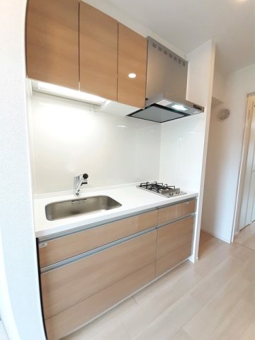 キッチン　コンパクトなキッチンで掃除もラクラク