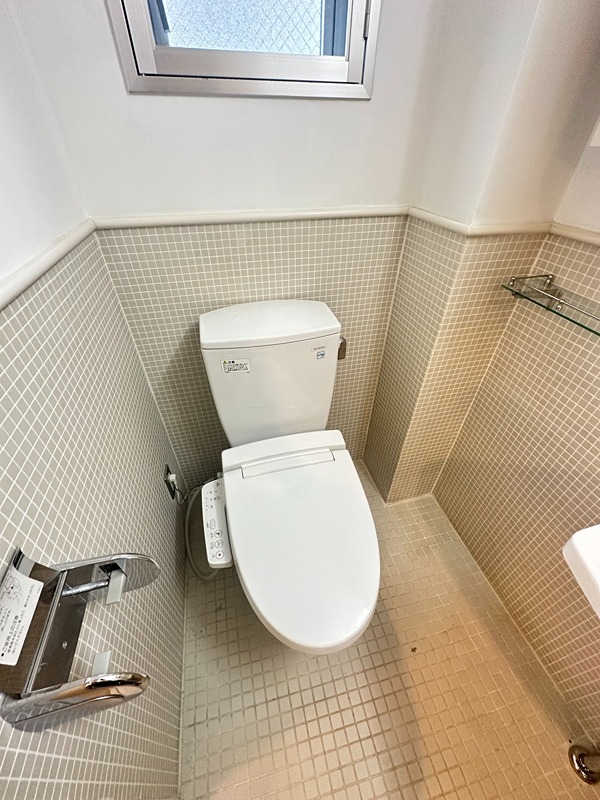 ラティエラ乃木坂のトイレ写真