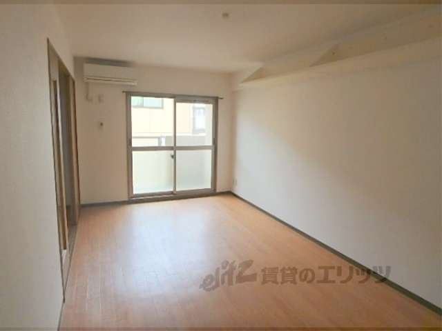 居室・リビング　洋室