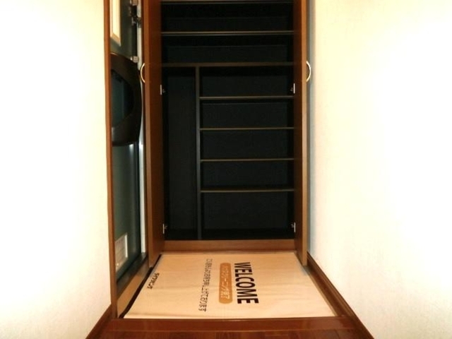 玄関　シューズボックス