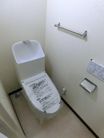 トイレ　★温水洗浄便座★