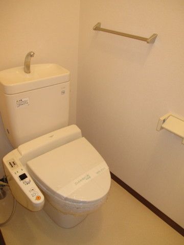 カーレッジのトイレ写真