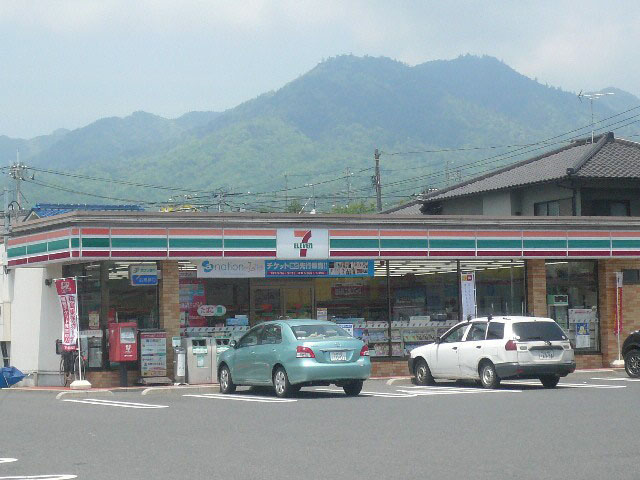 コンビニ　セブンイレブン広島串戸港店（コンビニ）まで156m