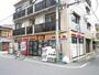 コンビニ　ニューヤマザキデイリーストア 根津北嶋店（コンビニ）まで300m