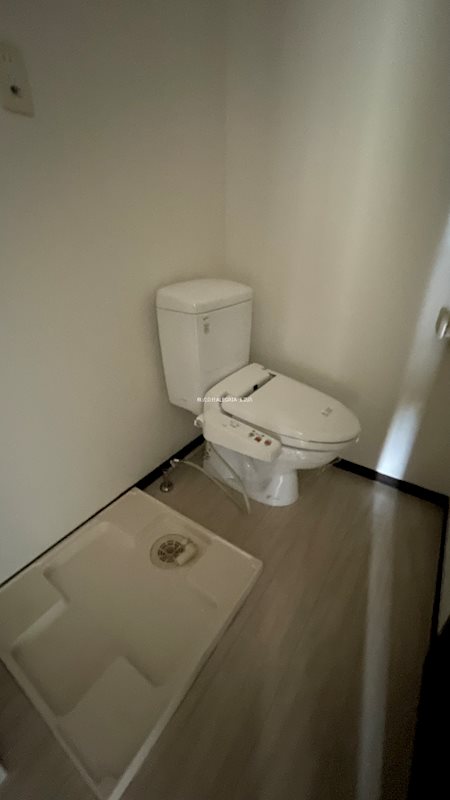 ＪＲ大阪環状線 鶴橋駅 徒歩7分 11階建 築20年のトイレ写真