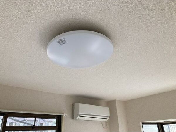 その他設備　エアコン、電気が設備されております！