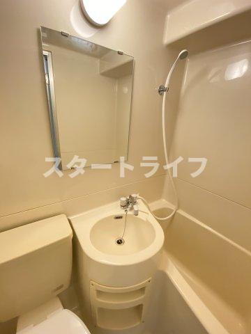 ＪＲ東海道本線 新大阪駅 徒歩5分 11階建 築43年の内装写真