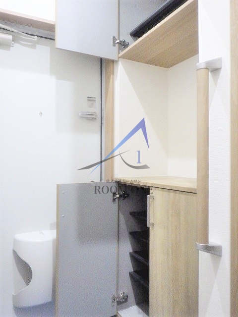 玄関　玄関です。