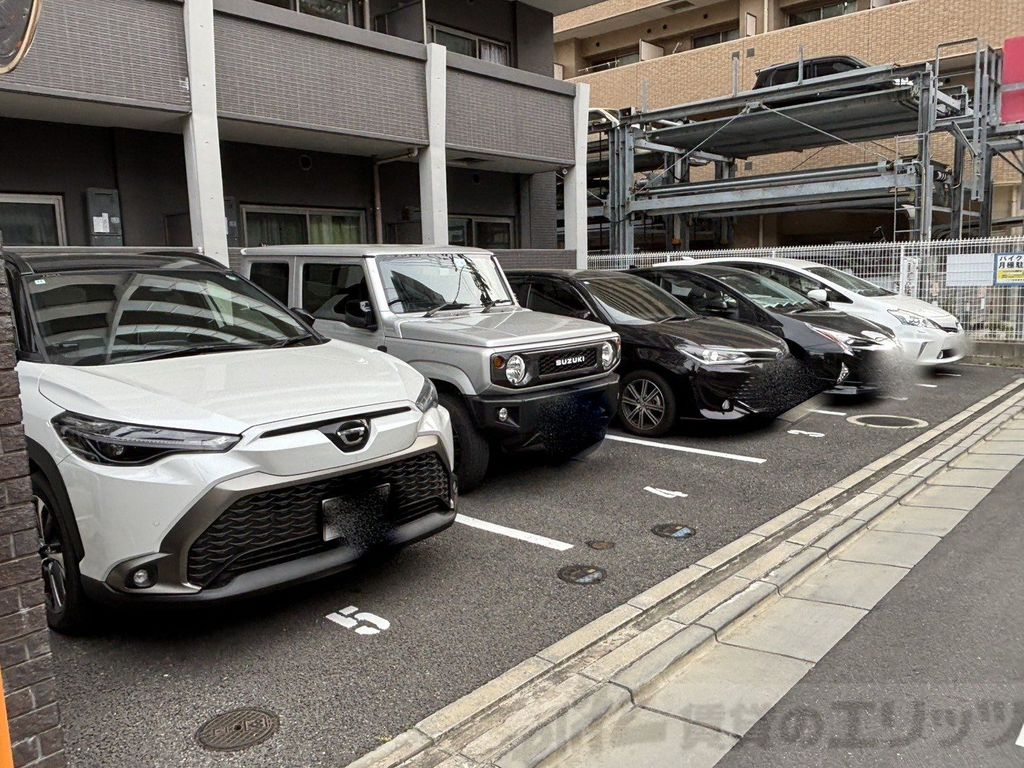 駐車場　駐車場