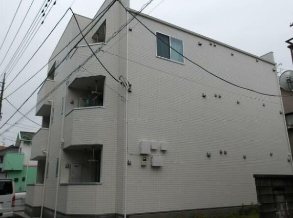 リヴァージュ蓮田の外観写真