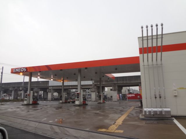 その他　ガソリンスタンド（その他）まで60m