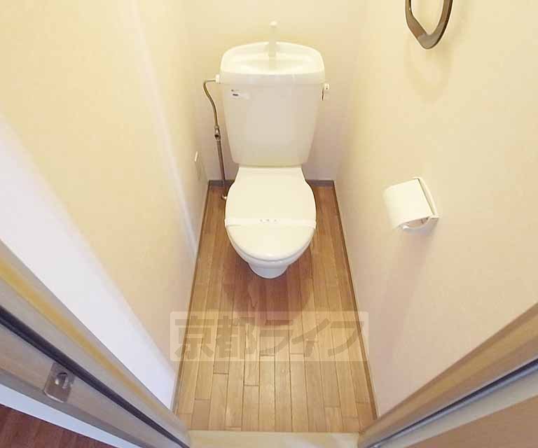 トイレ　余裕あるトイレです