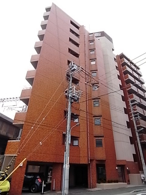 ライオンズマンション西明石の外観写真