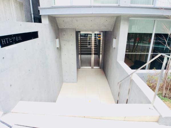 東京メトロ千代田線 赤坂駅 徒歩6分 5階建 築11年の外観写真