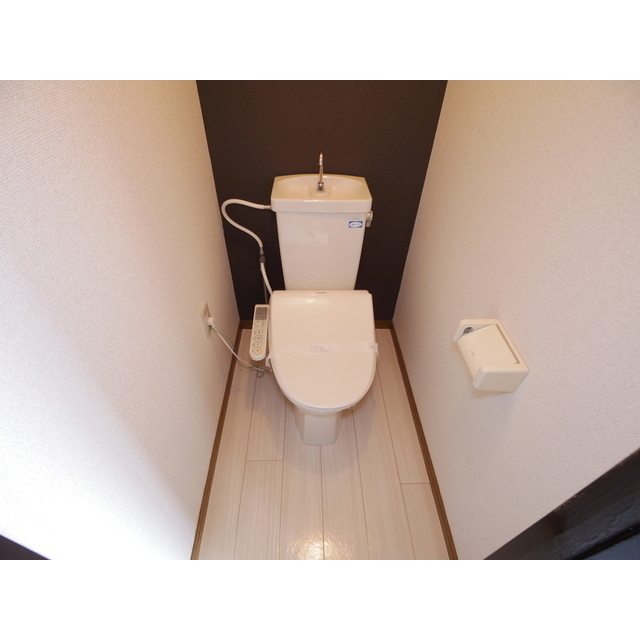 サープラスちくまののトイレ写真