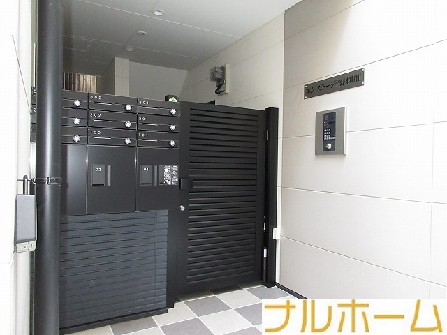 地下鉄谷町線 平野駅 徒歩5分 3階建 築4年の外観写真