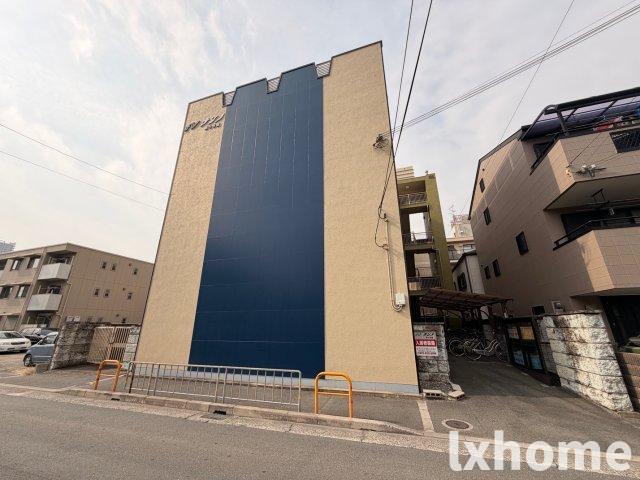 ナンノ第8号館の外観写真