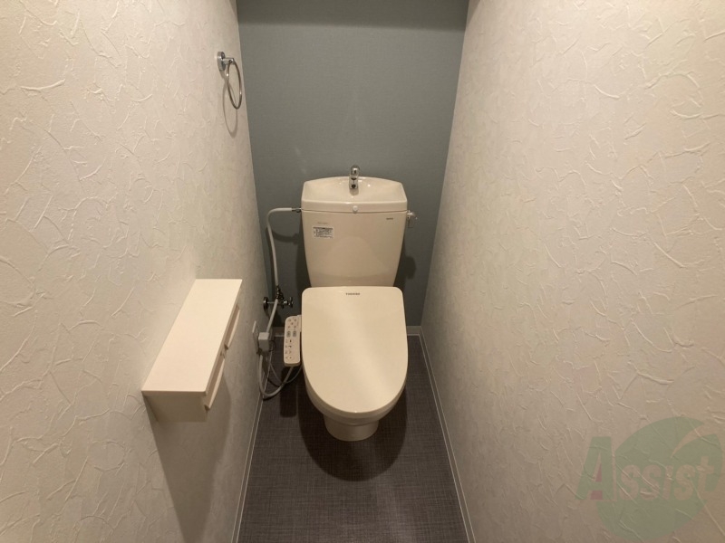 トイレ　こちらはトイレです。清潔感があり、安心して使用できます。