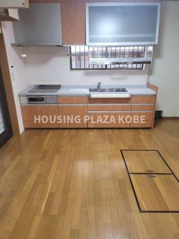 城が山4丁目貸家のキッチン写真