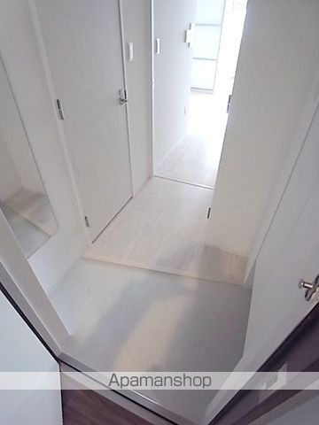 セレニテ堺筋本町SUDの玄関写真