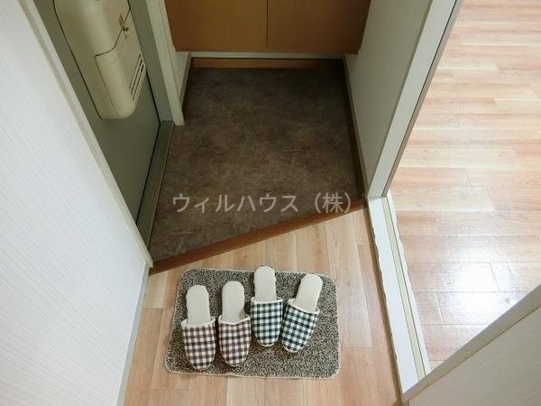 玄関　シューズボックスあり！
