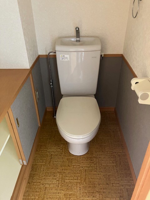 トイレ　別部屋参考画像