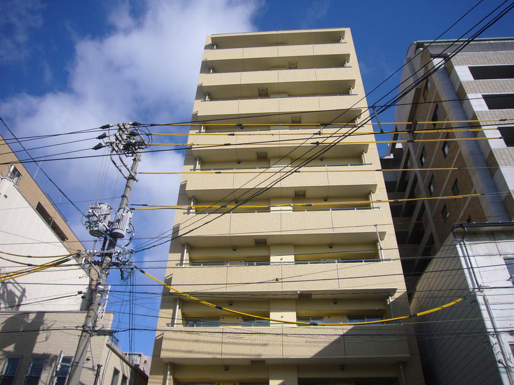 岡山市北区京橋町のマンションの建物外観