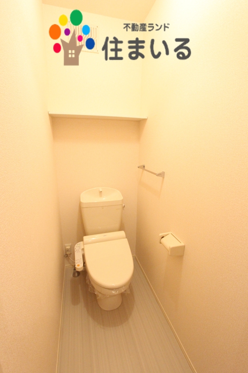 トイレ　※写真は同型タイプになります