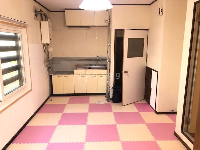 【柴田マンションの居室・リビング】