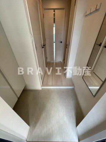 玄関　【ルフォンプログレ天満橋】きれいな玄関です