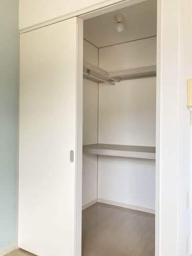 収納　ウォークインクローゼット♪