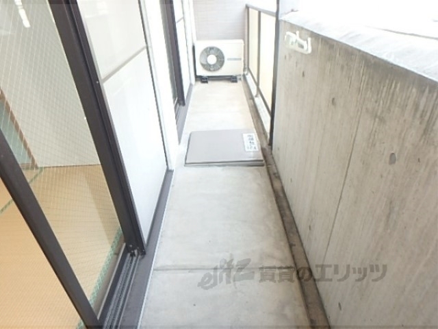 バルコニー　広々したベランダです