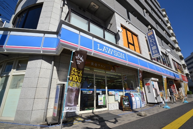 コンビニ　ローソン広島光町店（コンビニ）まで330m