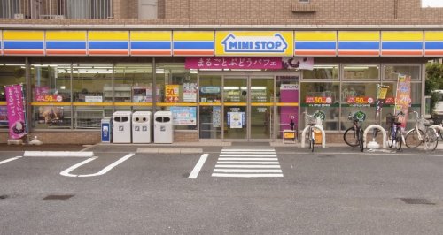 コンビニ　ミニストップ 市川富浜店（コンビニ）まで223m