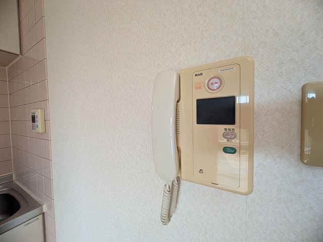 セキュリティ　同物件、別号室のものです。