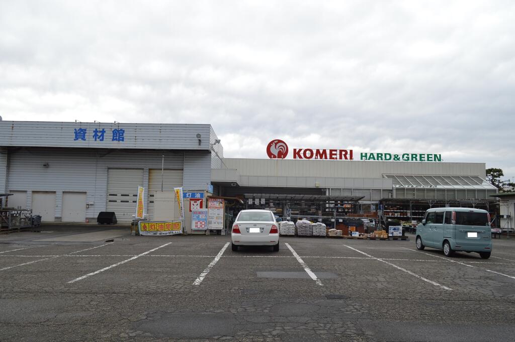 ホームセンター　コメリハード＆グリーン亀田店（ホームセンター）まで212m