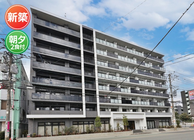 熊本市中央区子飼本町のマンションの建物外観
