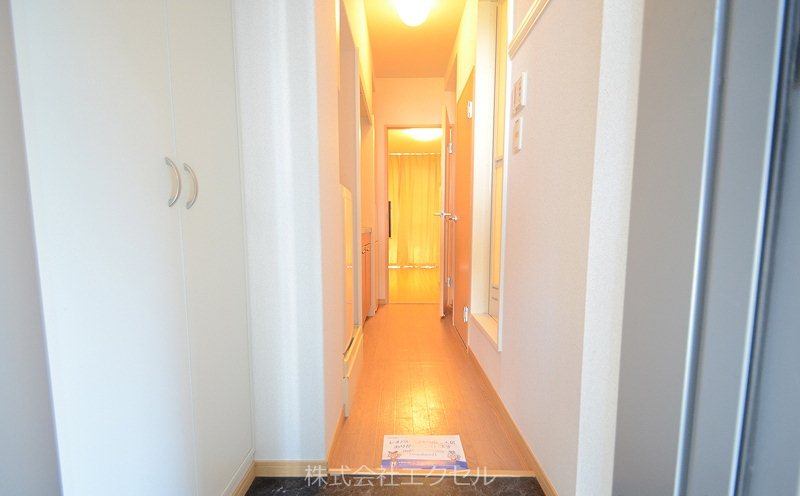 玄関　同等タイプのイメージ写真です。